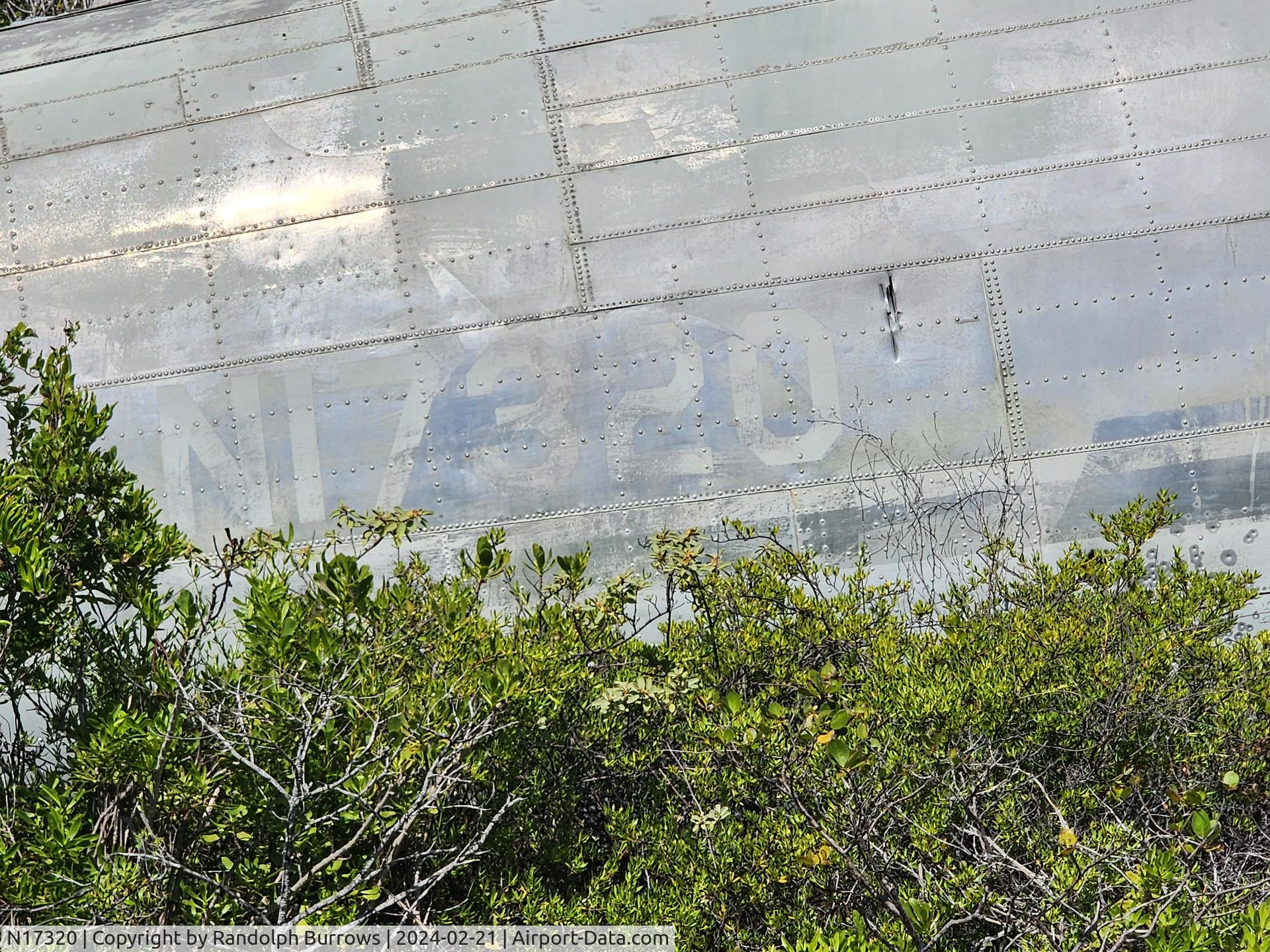 N17320, 1937 Douglas DC-3-G202A C/N 1966, Inagua Bahamas