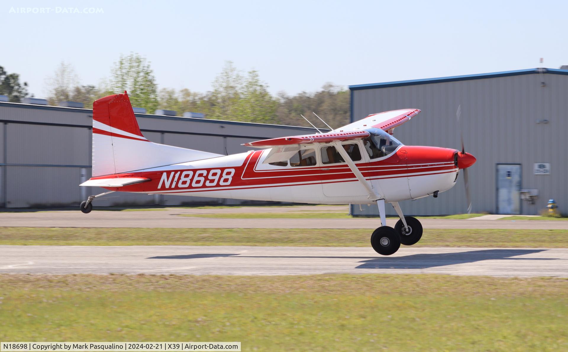 N18698, 1969 Cessna 180H Skywagon C/N 18052076, Cessna 180H