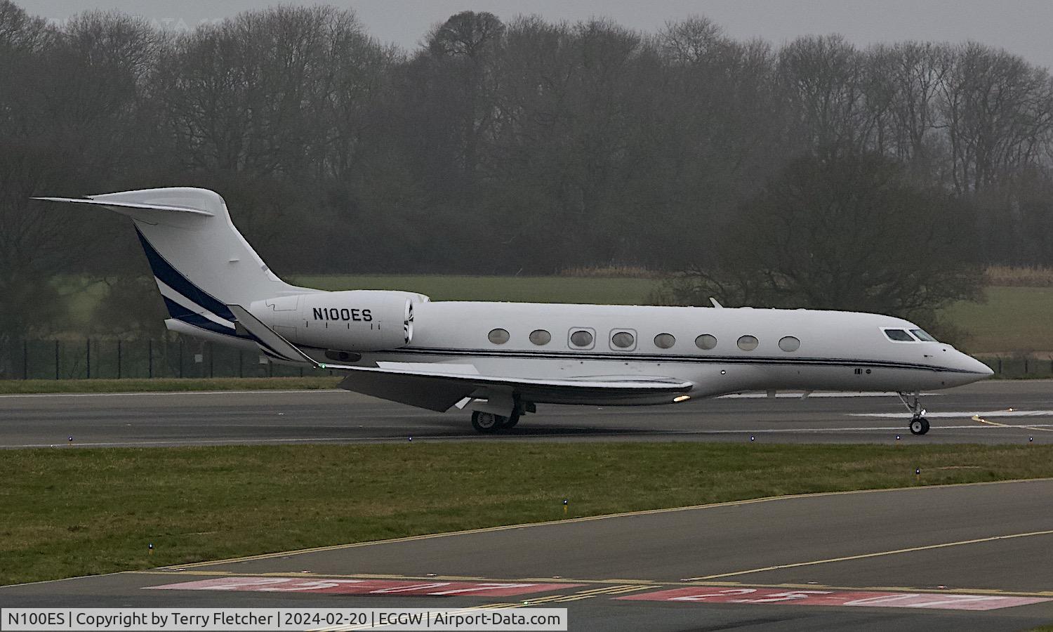 N100ES, 2011 Gulfstream G-VI (G650ER) C/N 6014, At Luton Airport