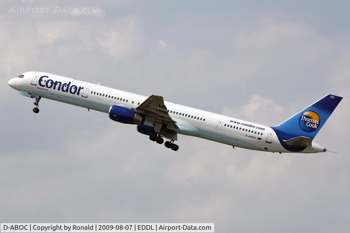D-ABOC, 1998 Boeing 757-330 C/N 29015, at dus
