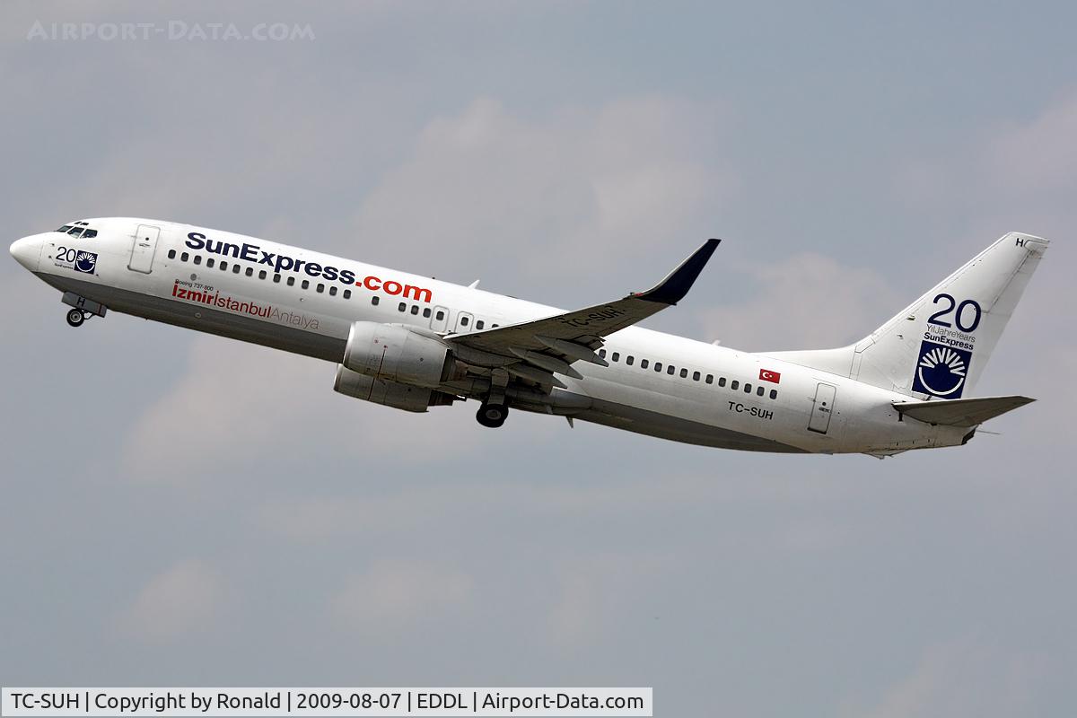 TC-SUH, 2002 Boeing 737-8CX C/N 32366, at dus