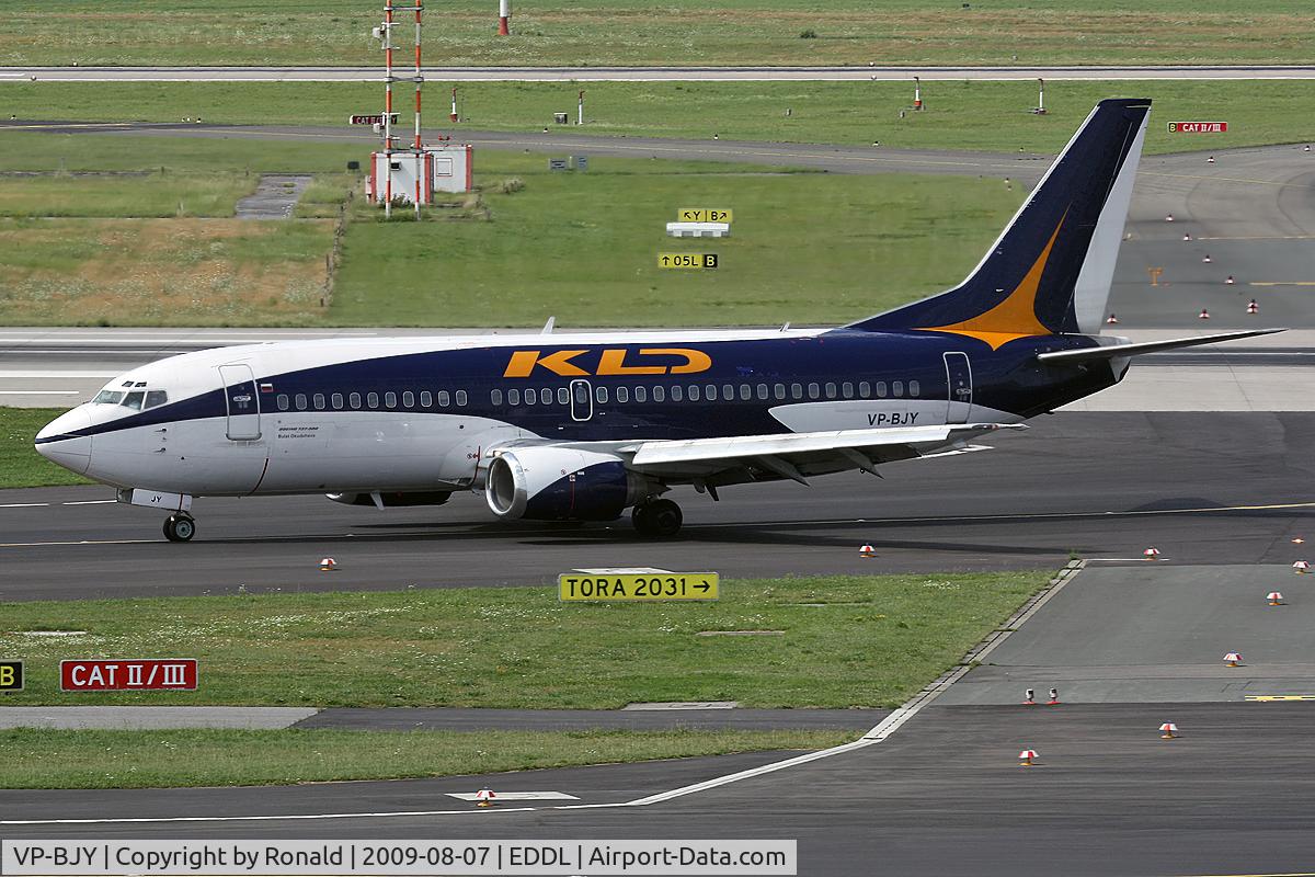VP-BJY, 2016 Airbus A320-214 C/N 6963, at dus