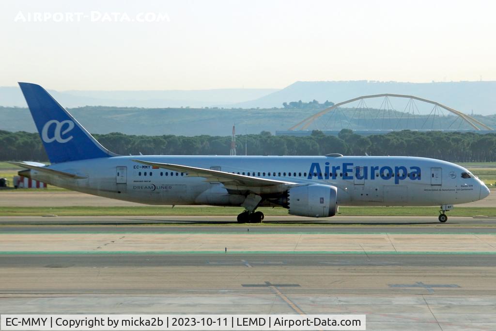 EC-MMY, 2016 Boeing 787-8 Dreamliner Dreamliner C/N 36416, Taxiing