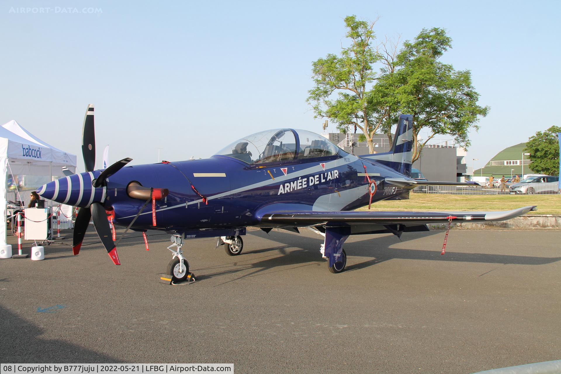 08, 2018 Pilatus PC-21 C/N 300, during Cognac airshow 2022