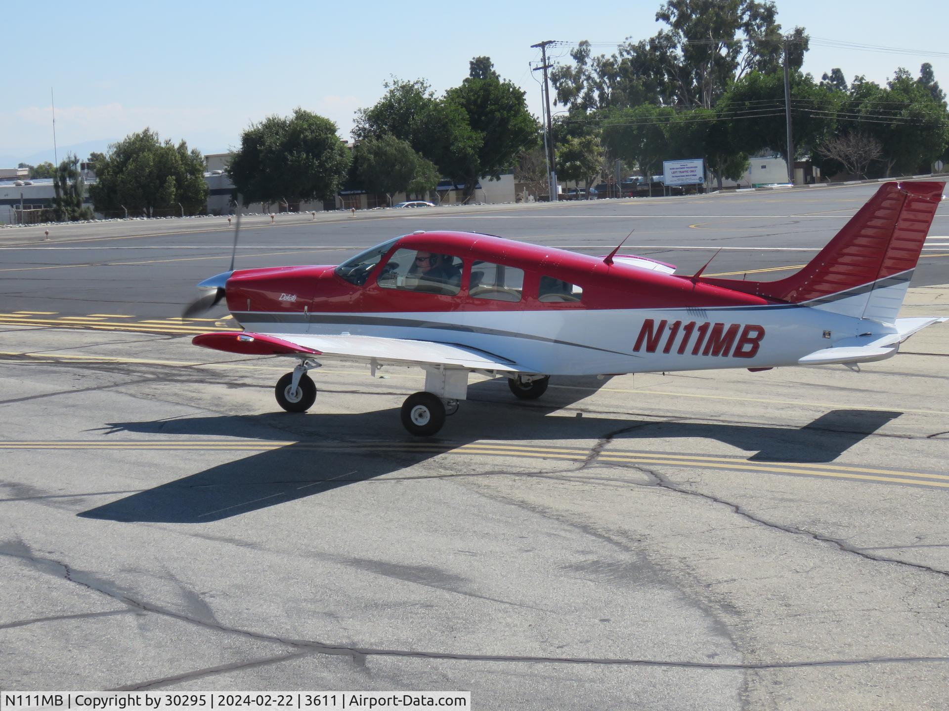 N111MB, 1981 Piper PA-28-236 Dakota C/N 28-8211003, Getting ready to go