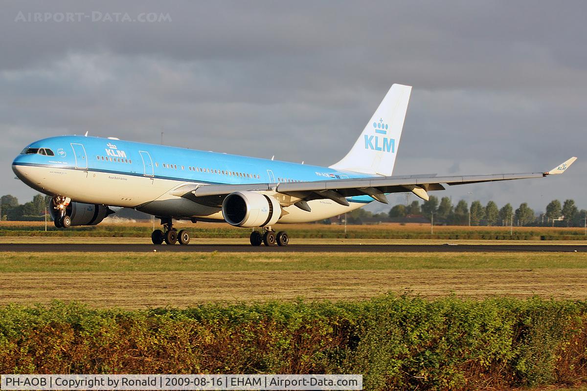 PH-AOB, 2005 Airbus A330-203 C/N 686, at spl