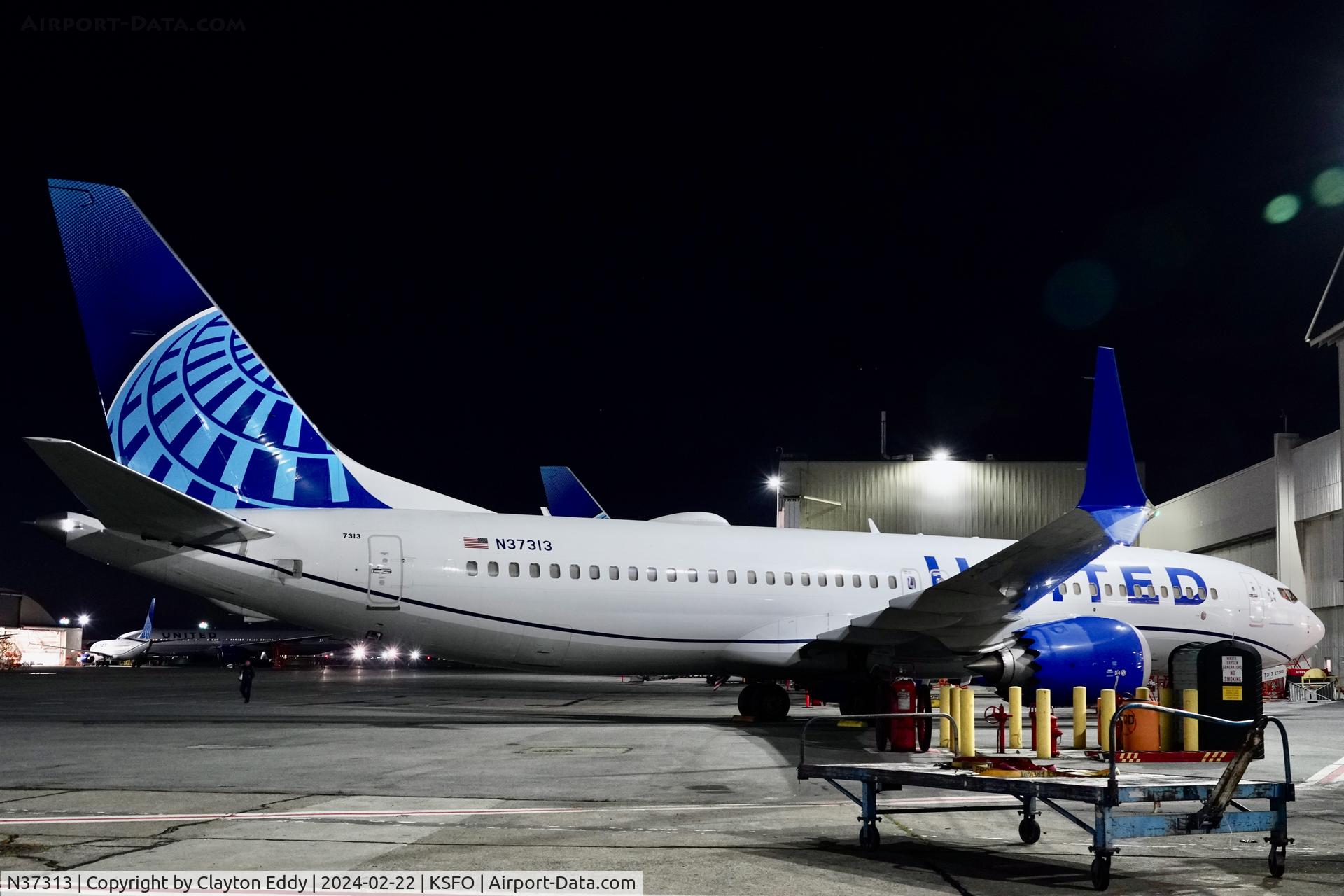 N37313, 2023 Boeing 737 MAX 8 C/N 67568, SFO 2024.