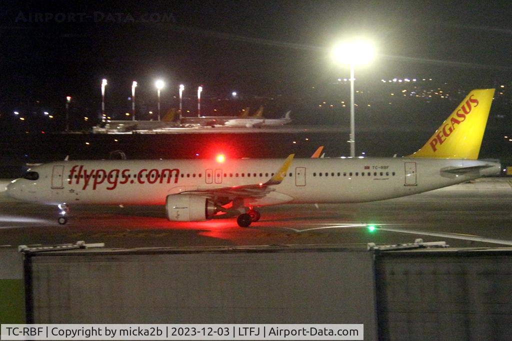 TC-RBF, 2020 Airbus A321-251 Neo C/N 9495, Taxiing