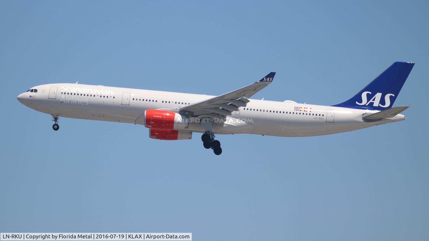 LN-RKU, 2016 Airbus A330-343 C/N 1715, SAS A333 zx CPH-LAX