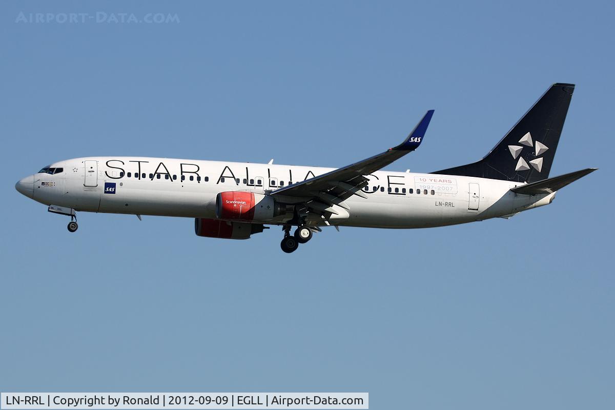 LN-RRL, 2003 Boeing 737-883 C/N 28328, at lhr