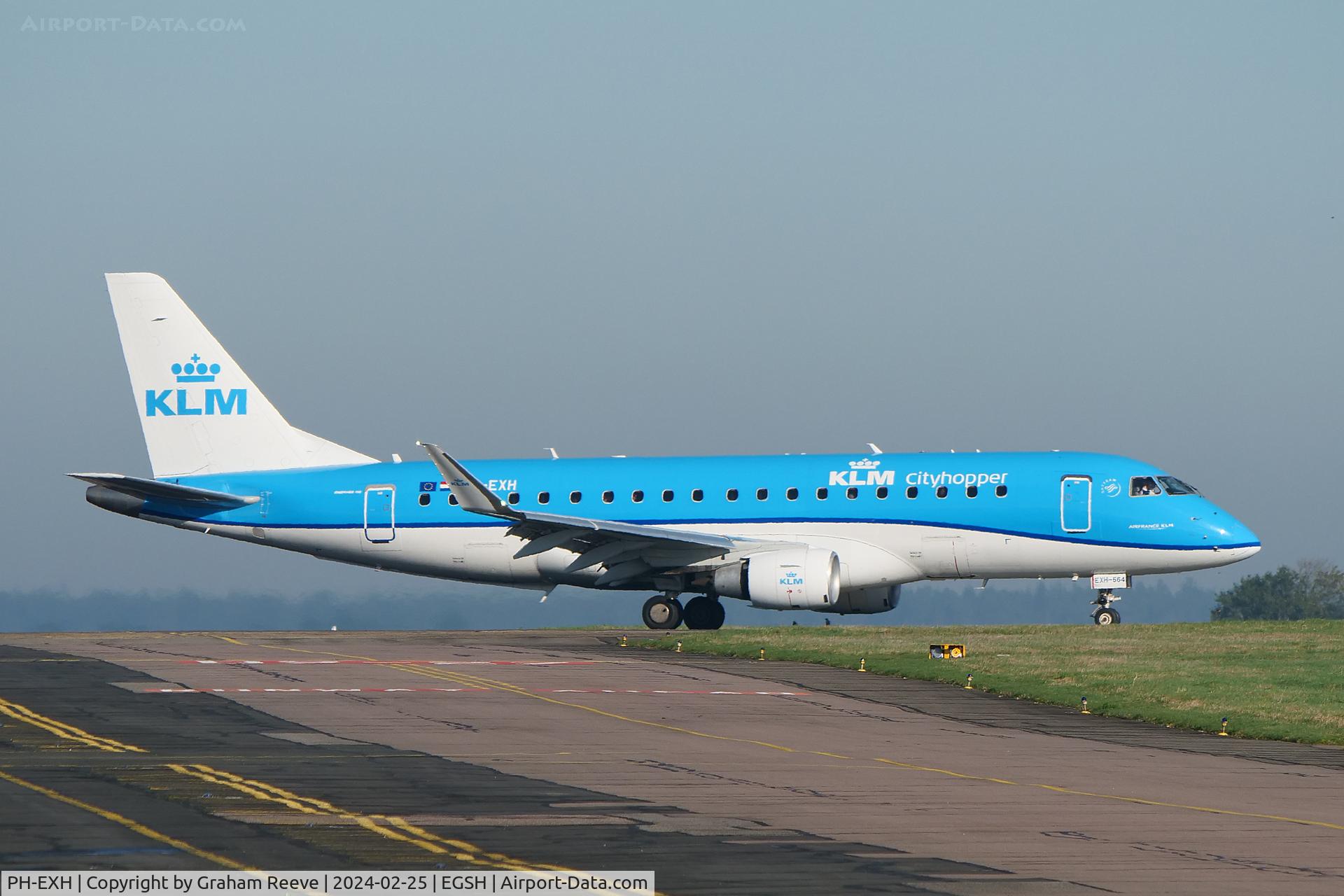 PH-EXH, 2016 Embraer 175STD (ERJ-170-200) C/N 17000564, Departing from Norwich.