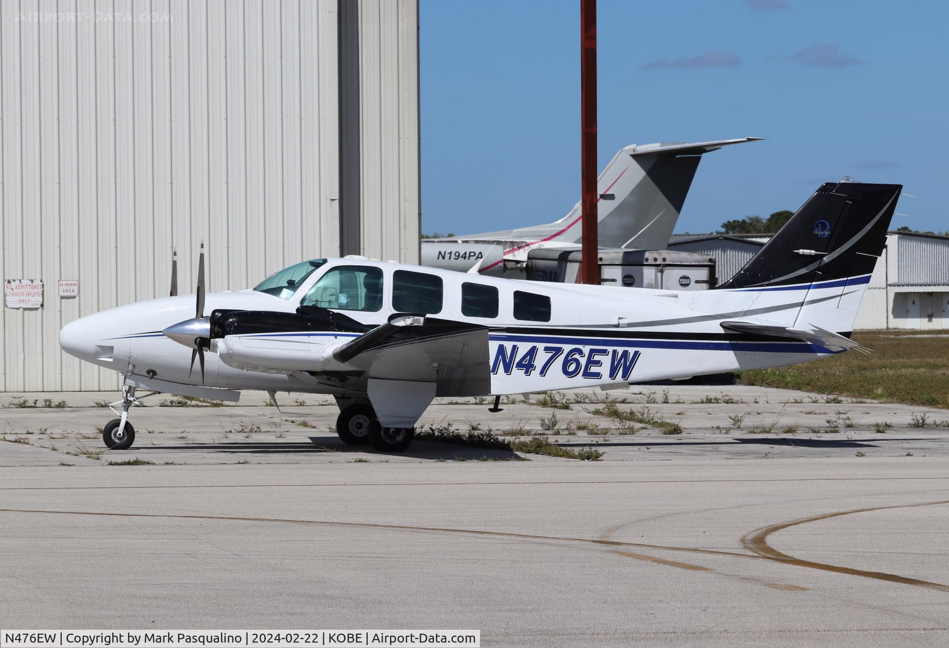 N476EW, 1996 Raytheon Aircraft Company 58 C/N TH-1797, Raytheon 58