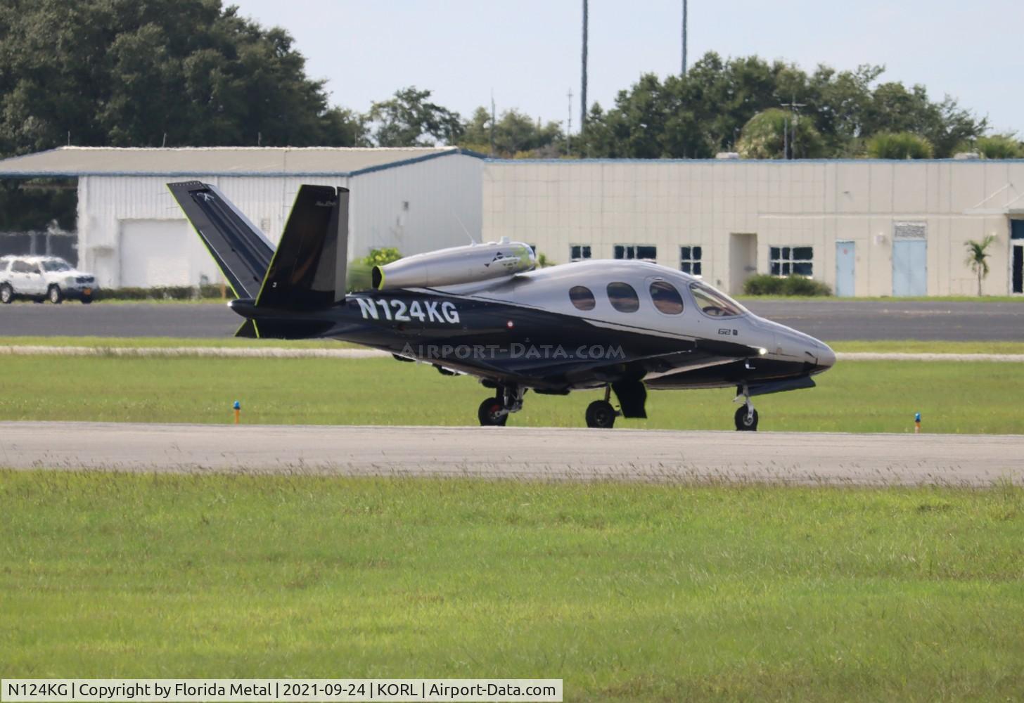 N124KG, 2019 Cirrus SF50 C/N 152, SF50 zx