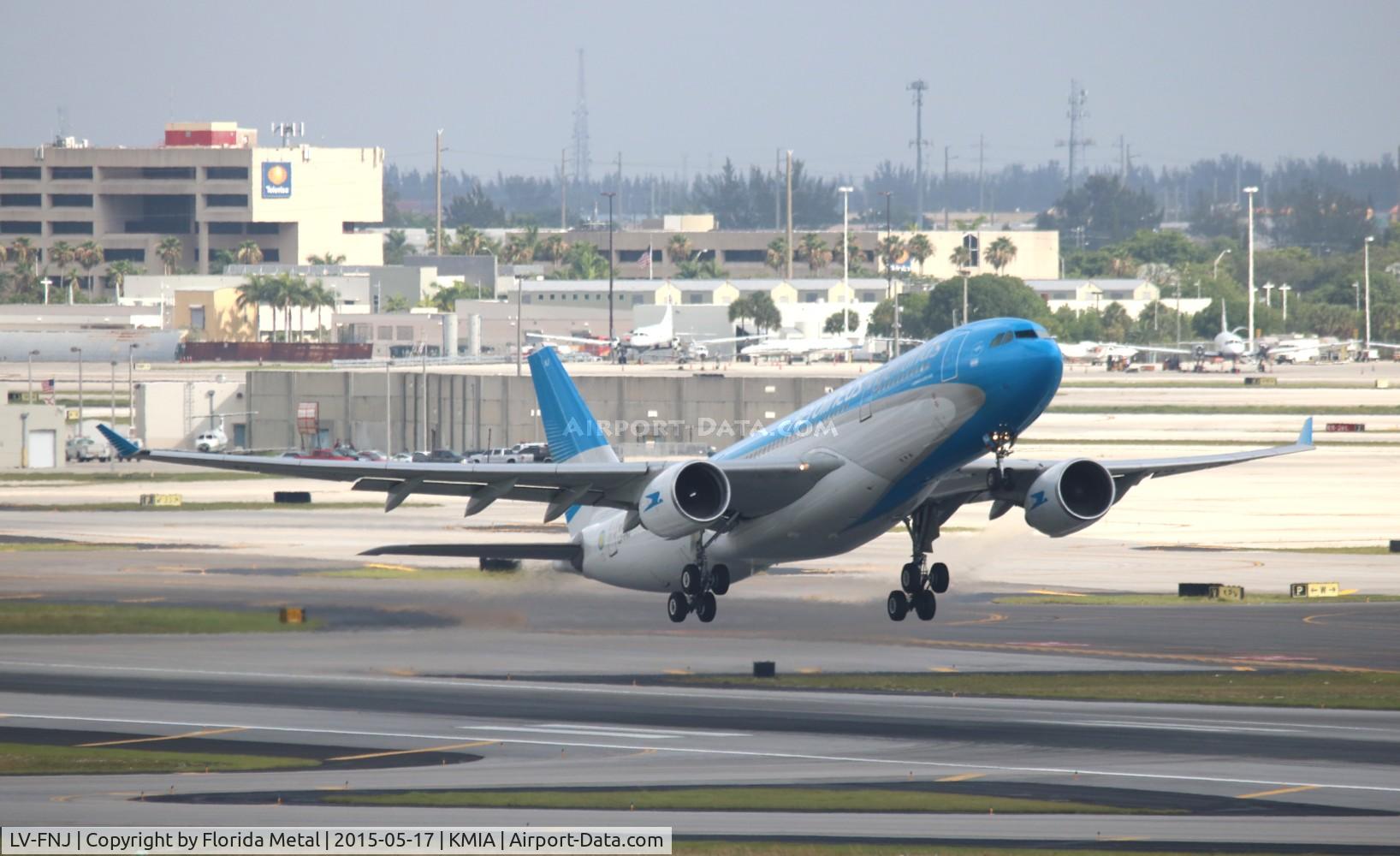 LV-FNJ, 1999 Airbus A330-223 C/N 300, ARG A332 zx MIA-EZE