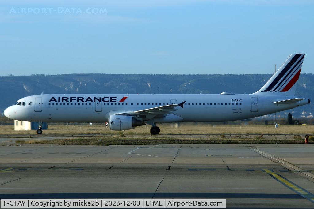 F-GTAY, 2010 Airbus A321-212 C/N 4251, Taxiing