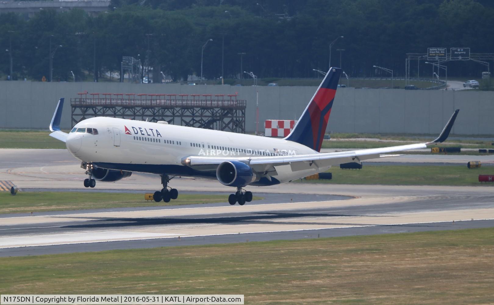 N175DN, 1990 Boeing 767-332 C/N 24803, DAL 763 zx DUS-ATL