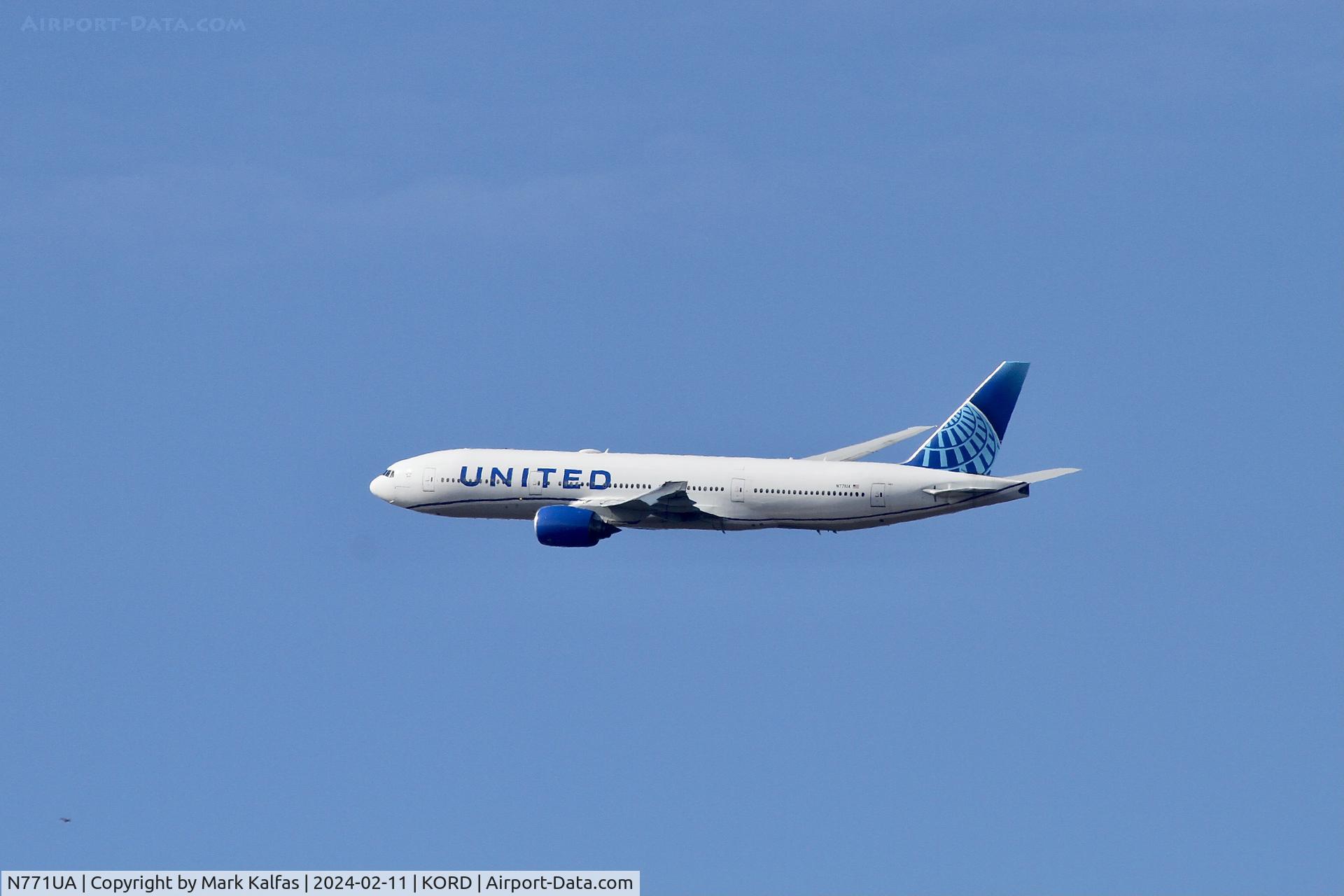 N771UA, 1995 Boeing 777-222 C/N 26932, B772 United Airlines Boeing 777-222 N771UA UAL2340 ORD-MCO