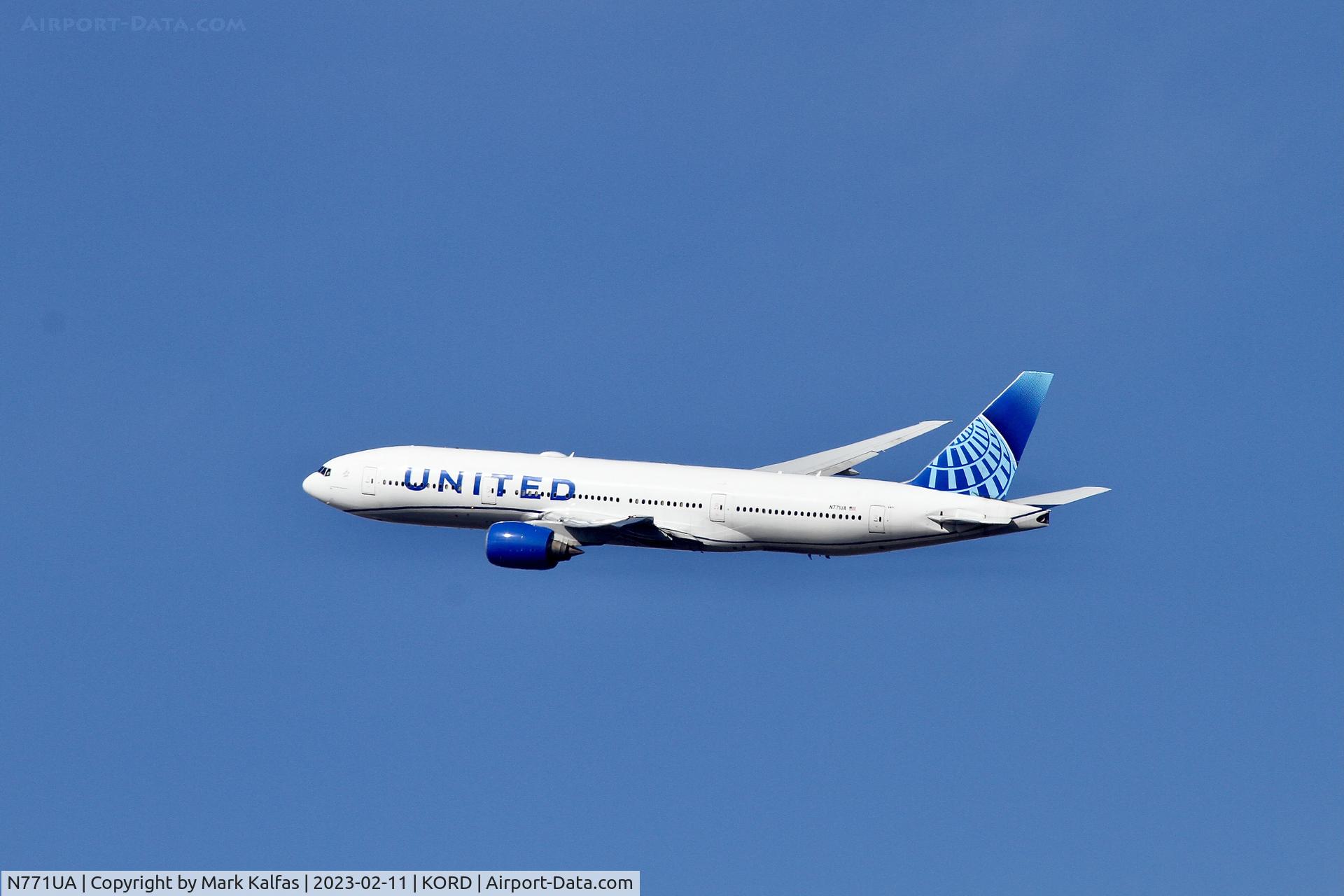 N771UA, 1995 Boeing 777-222 C/N 26932, B772 United Airlines Boeing 777-222 N771UA UAL2340 ORD-MCO