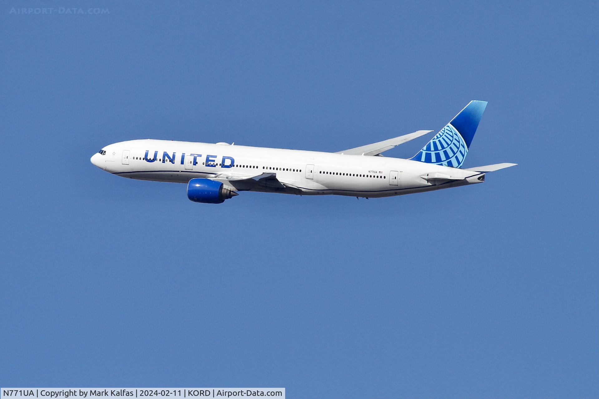 N771UA, 1995 Boeing 777-222 C/N 26932, B772 United Airlines Boeing 777-222 N771UA UAL2340 ORD-MCO