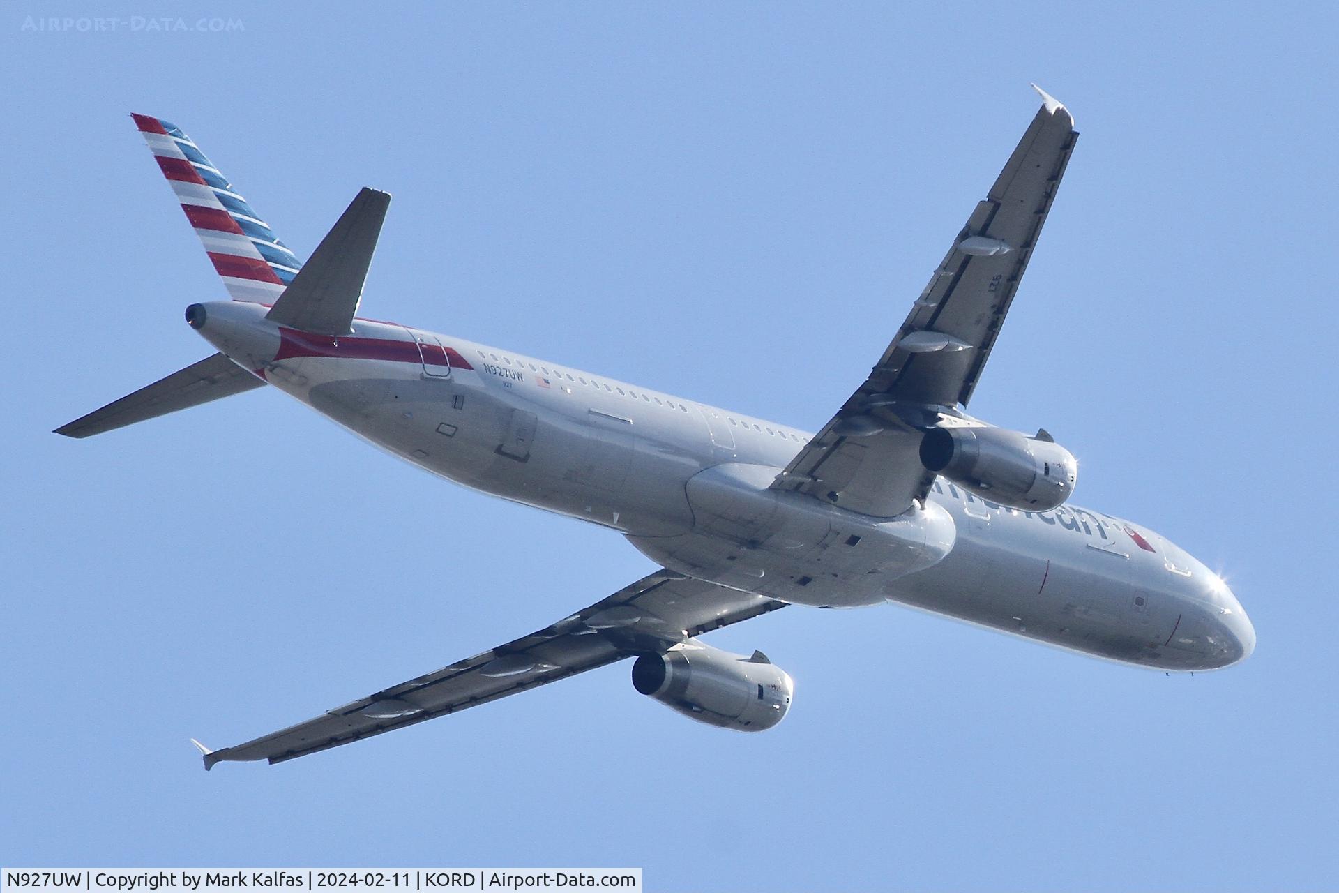 N927UW, 2015 Airbus A321-231 C/N 625, A321 American Airlines AIRBUS A321-231 N927UW AAL2937 ORD-CLT