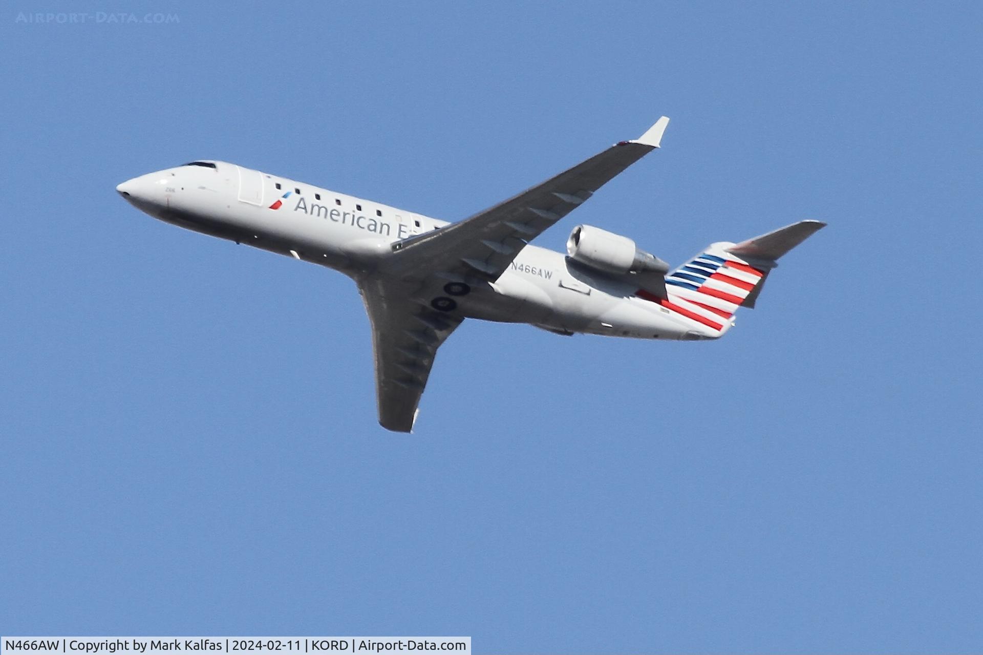 N466AW, 2004 Bombardier CRJ-200LR (CL-600-2B19) C/N 7899, CRJ2 Air Wisconsin/ American Eagle BOMBARDIER INC CL-600-2B19 N466AW AWI6031 ORD-MKE