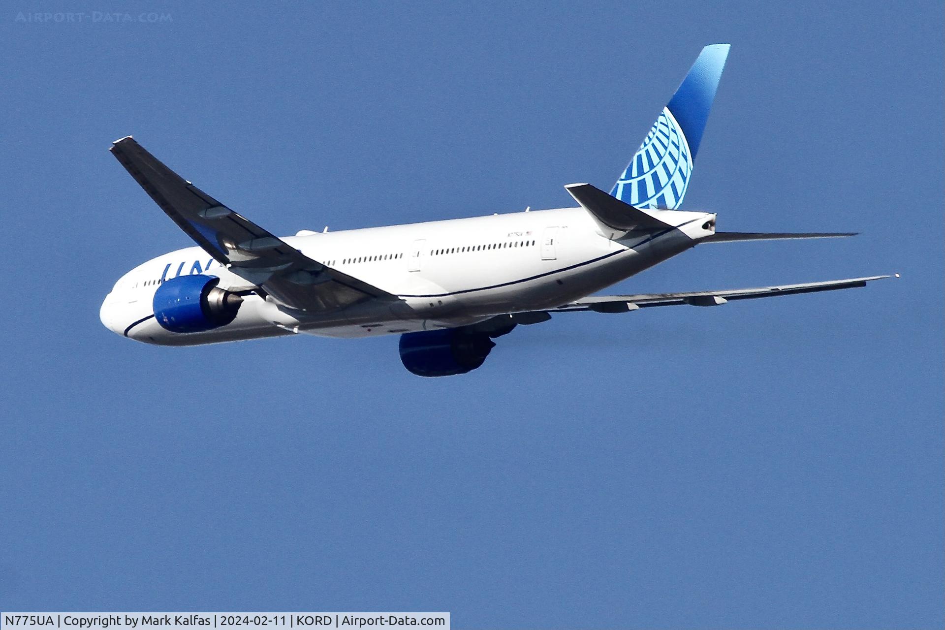 N775UA, 1995 Boeing 777-222 C/N 26947, B772 United Airlines Boeing 777-222 N775UA UAL2019 ORD-LAX