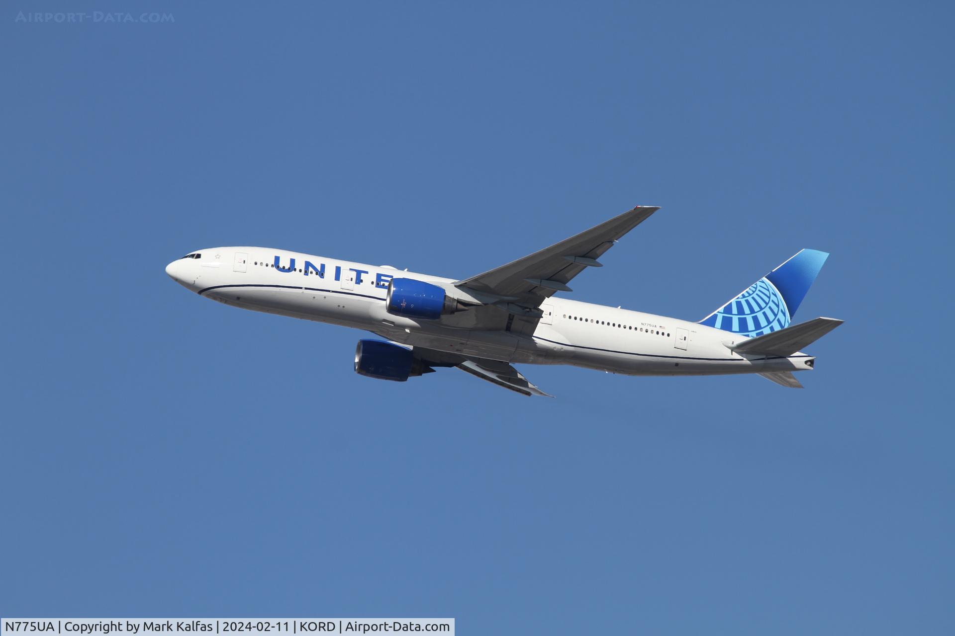 N775UA, 1995 Boeing 777-222 C/N 26947, B772 United Airlines Boeing 777-222 N775UA UAL2019 ORD-LAX