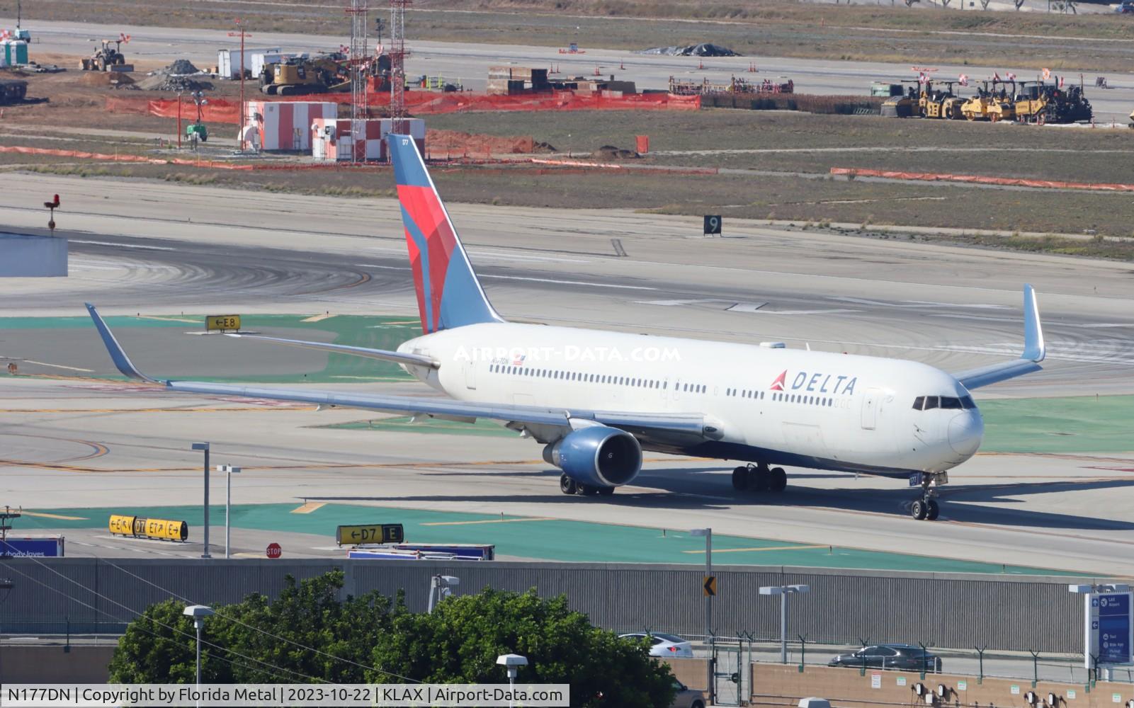 N177DN, 1991 Boeing 767-332 C/N 25122, DAL 763 zx LAX-JFK