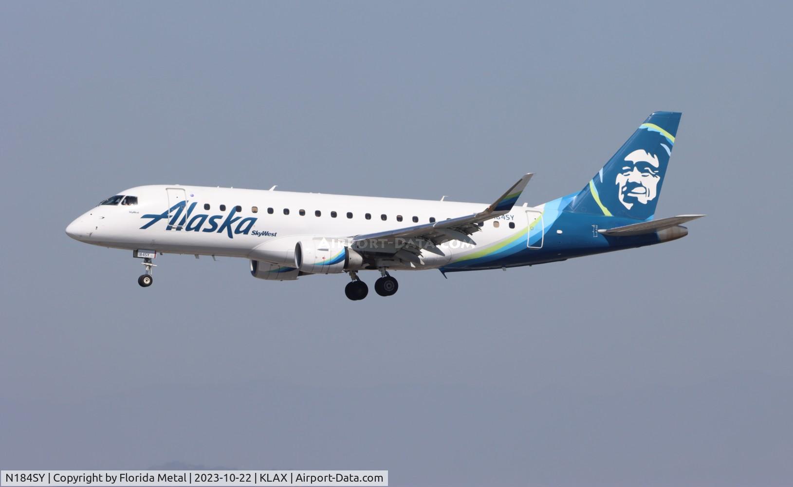 N184SY, 2016 Embraer 175LR (ERJ-170-200LR) C/N 17000590, SKW/ASA E175 zx SFO-LAX