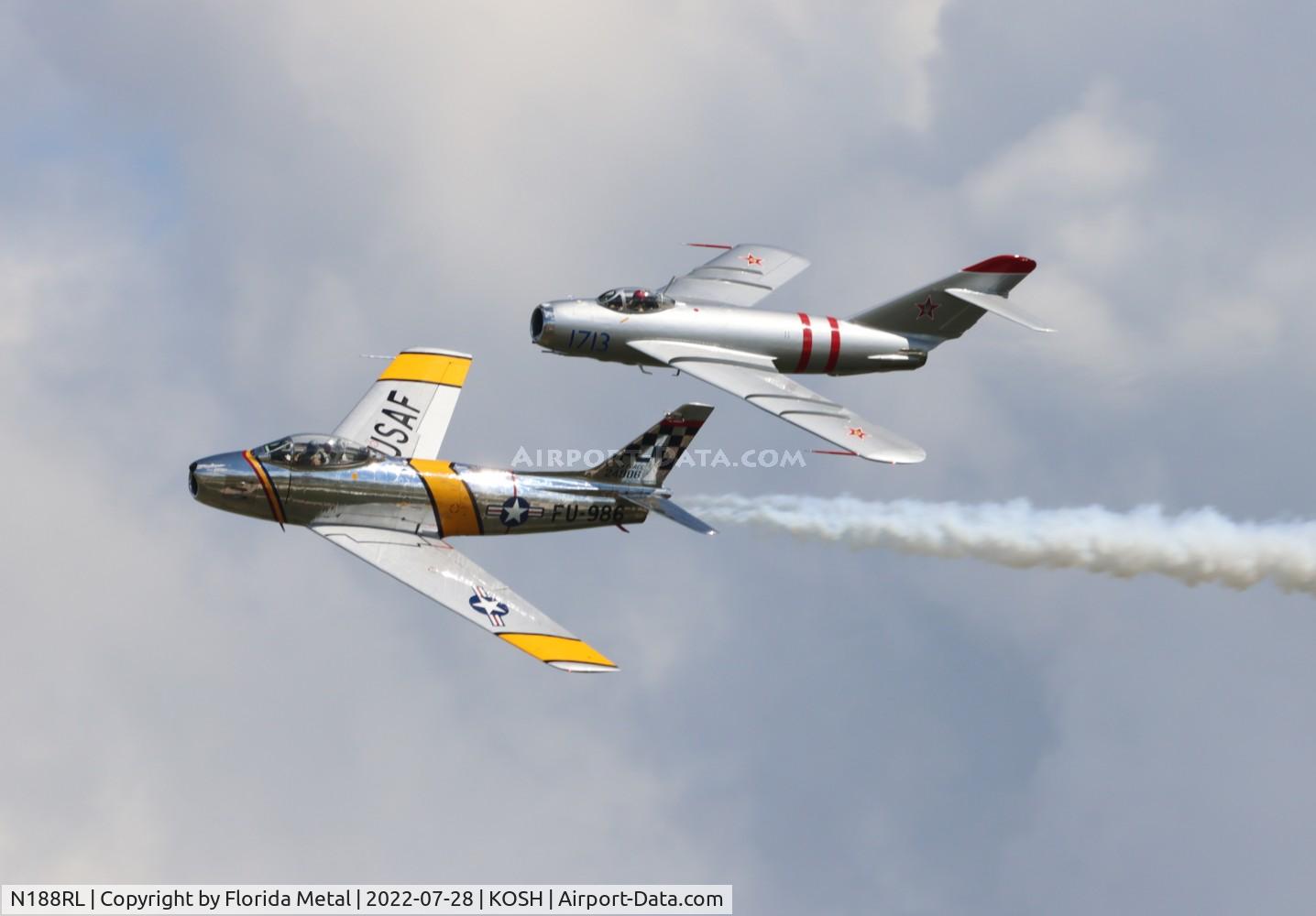 N188RL, 1952 North American F-86F Sabre C/N 191-682, OSH 22 zx