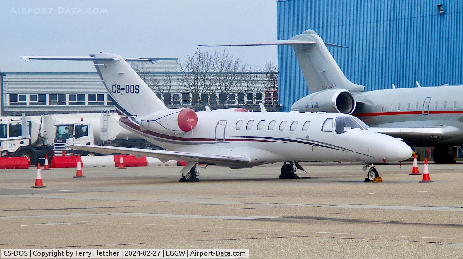 CS-DOS, 2007 Cessna 525B CitationJet CJ3 C/N 525B-0158, At Luton Airport