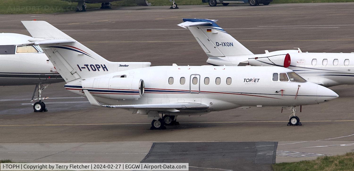 I-TOPH, 2006 Raytheon Hawker 850XP C/N 258809, At Luton Airport