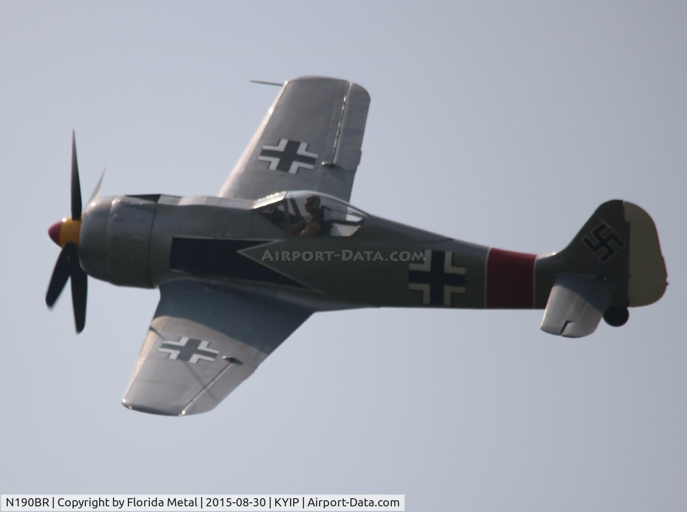 N190BR, Focke-Wulf Fw-190-A8 Replica C/N 005, Thunder Over Michigan 2015 zx