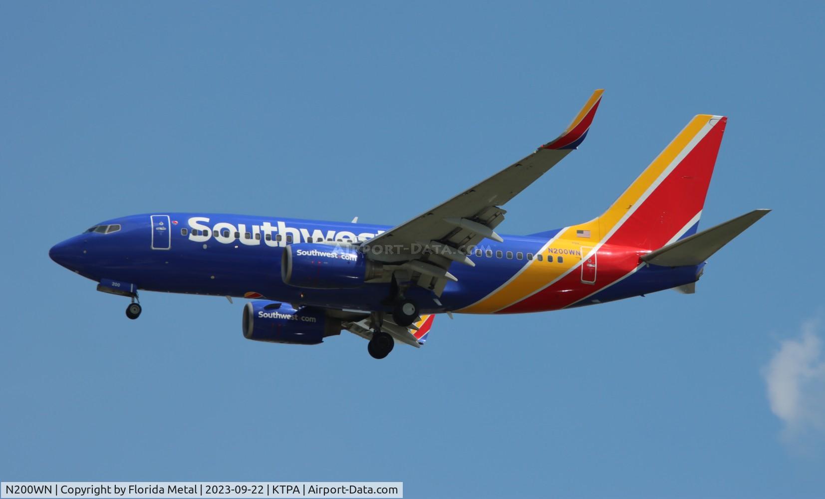 N200WN, 2005 Boeing 737-7H4 C/N 32482, SWA 737 nc zx DAL-TPA