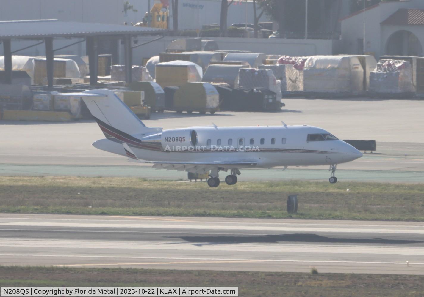 N208QS, 2015 Bombardier Challenger 650 (CL-600-2B16) C/N 6056, Challenger 650 zx NAS-LAX