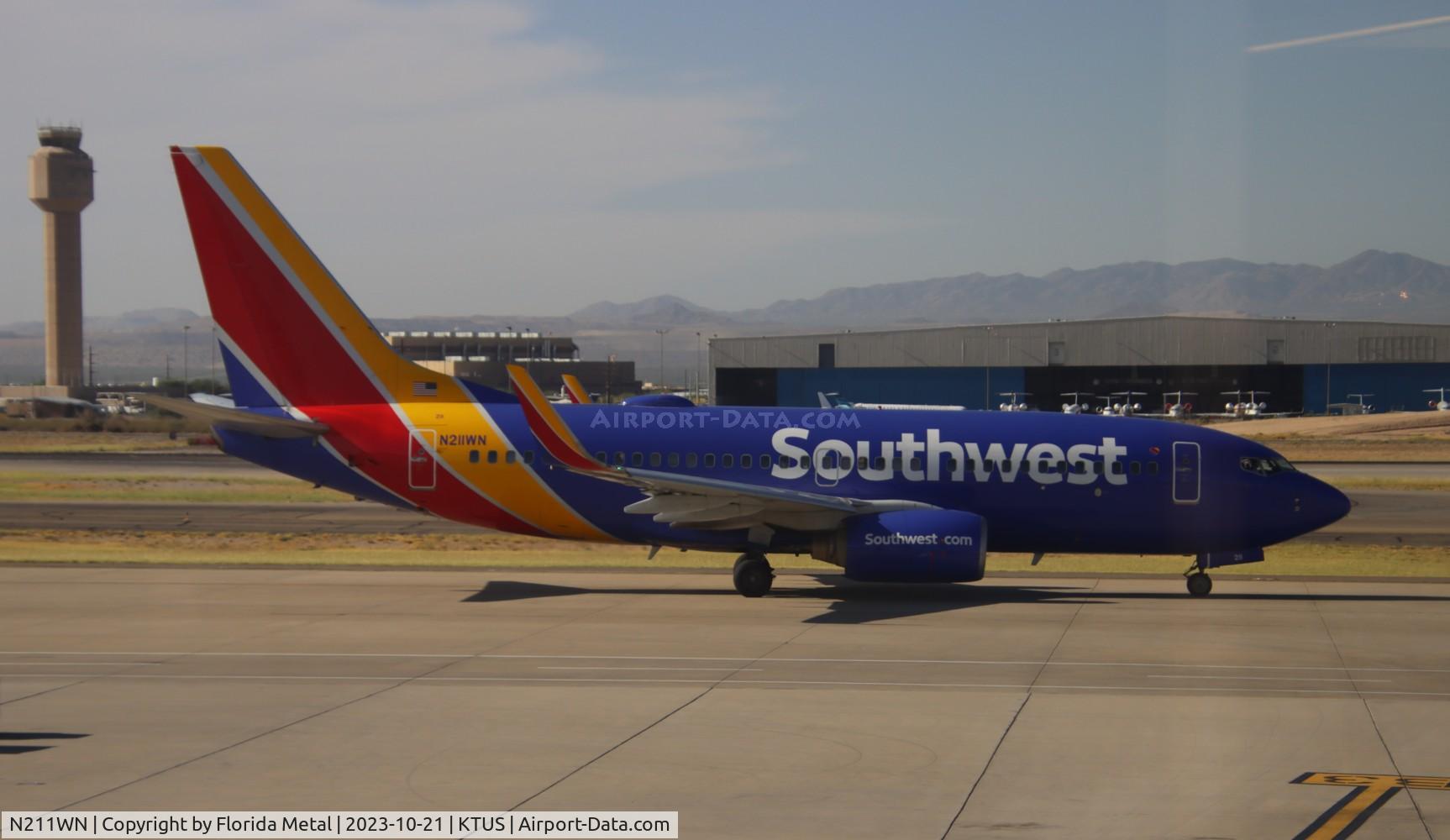 N211WN, 2005 Boeing 737-7H4 C/N 34163, SWA 737 nc zx TUS-HOU