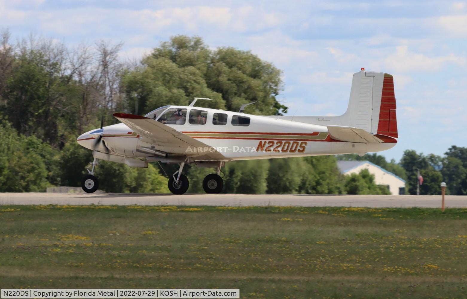 N220DS, 1960 Beech D50C Twin Bonanza C/N DH-271, Beech 50 zx