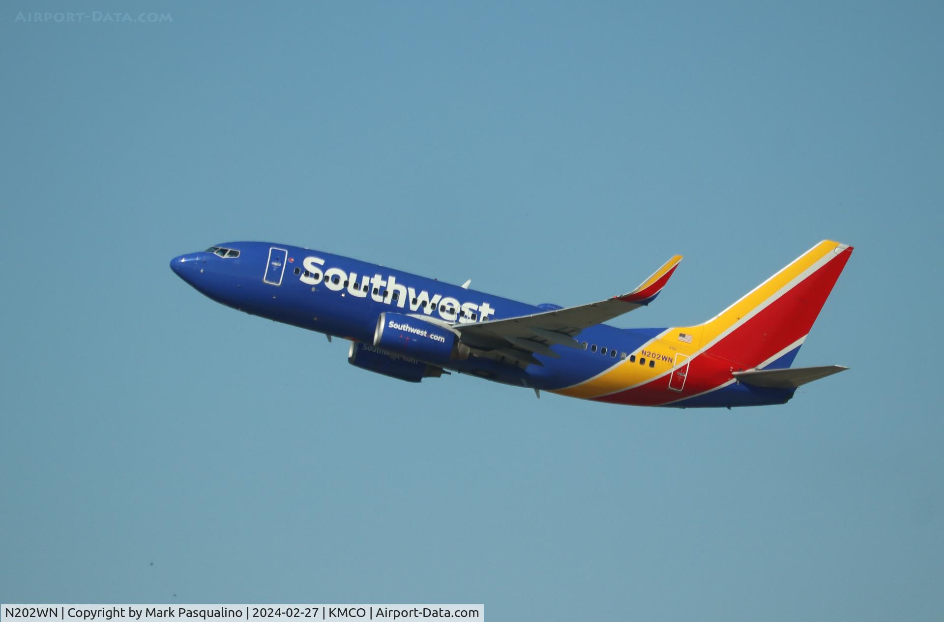 N202WN, 2005 Boeing 737-7H4 C/N 33999, Boeing 737-7H4