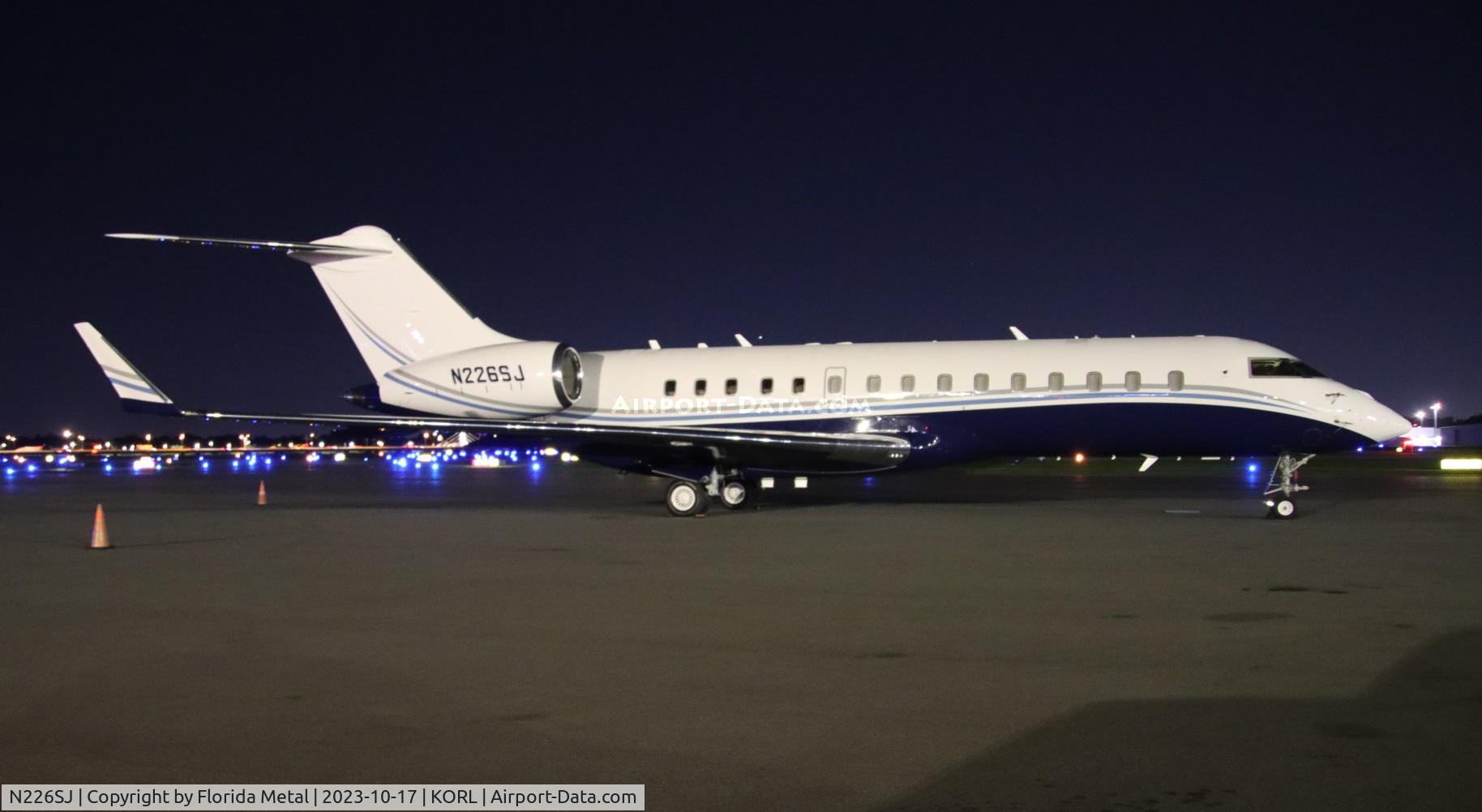 N226SJ, 2001 Bombardier BD-700-1A10 Global Express C/N 9095, Global Express zx