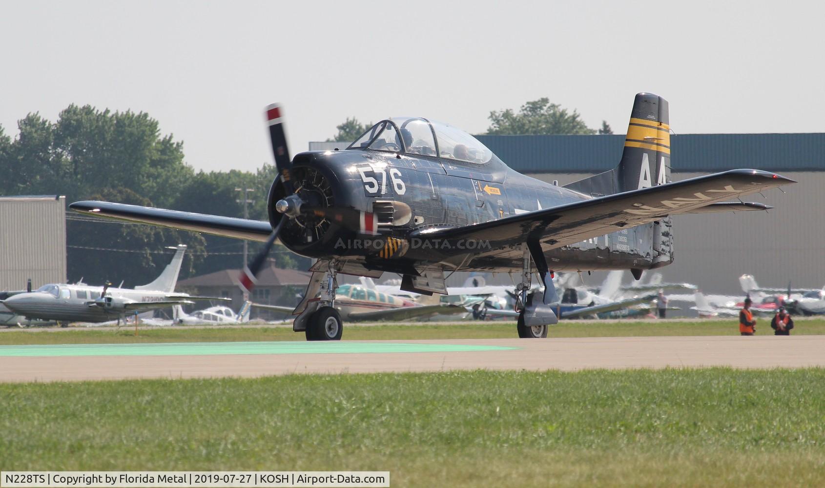 N228TS, 1954 North American T-28D Trojan C/N 200-422, T-28 zx