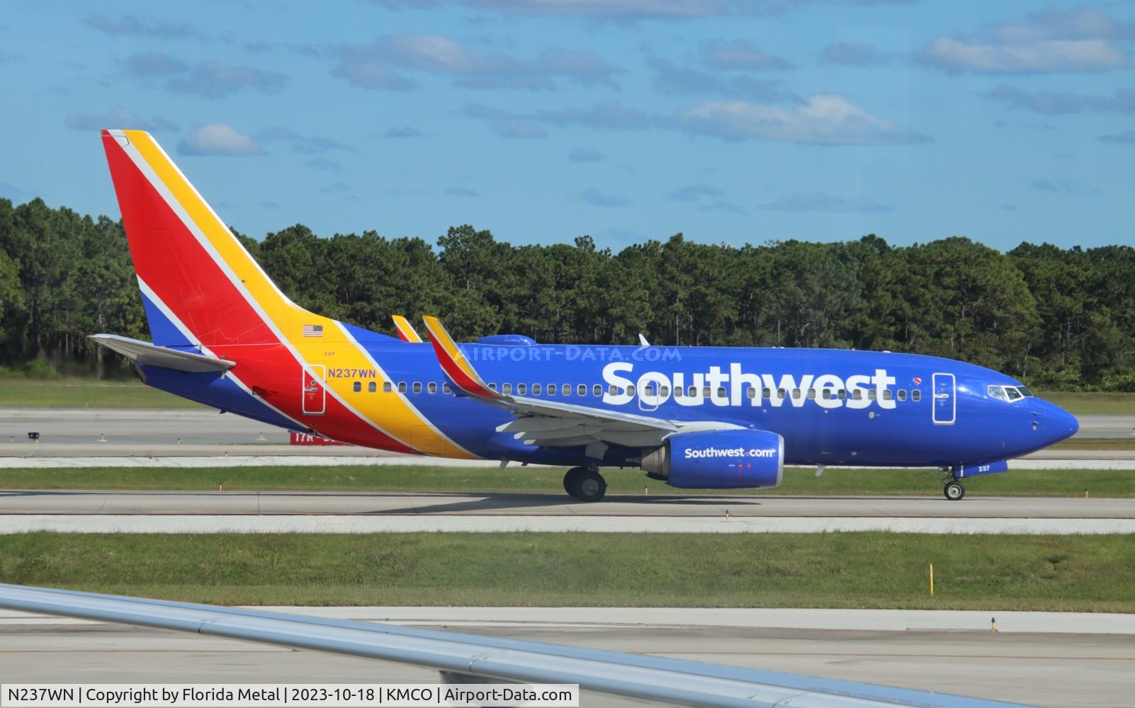 N237WN, 2006 Boeing 737-7H4 C/N 34632, SWA 737 nc zx MCO-SDF