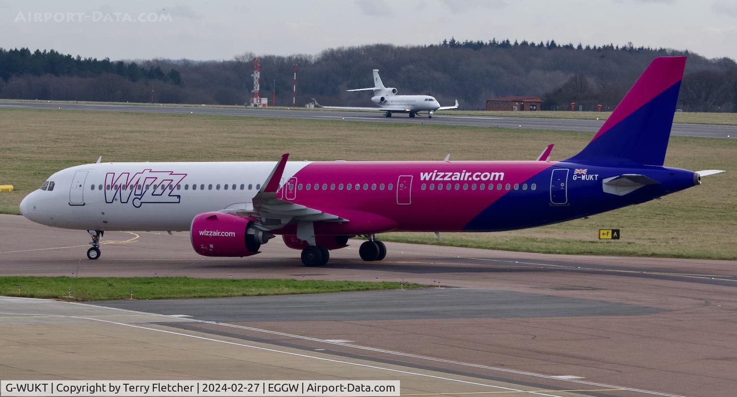 G-WUKT, 2022 Airbus A321-251NX C/N 10672, At Luton Airport