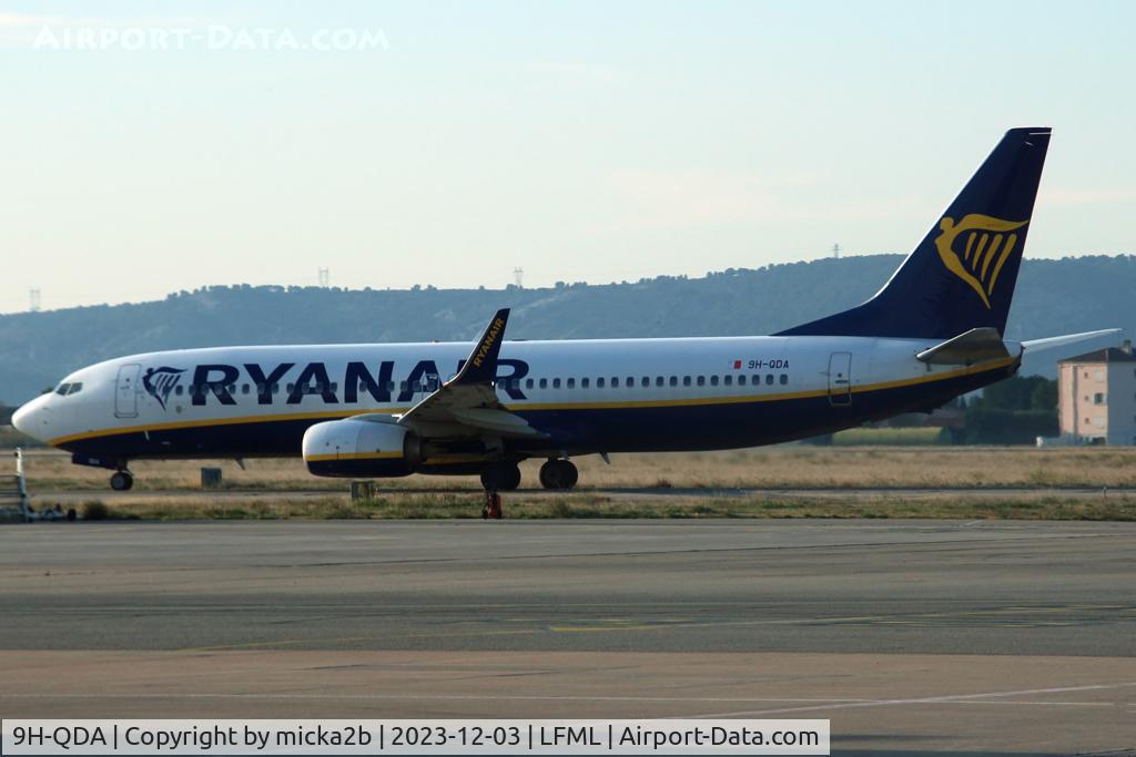 9H-QDA, 2016 Boeing 737-8AS C/N 44750, Taxiing