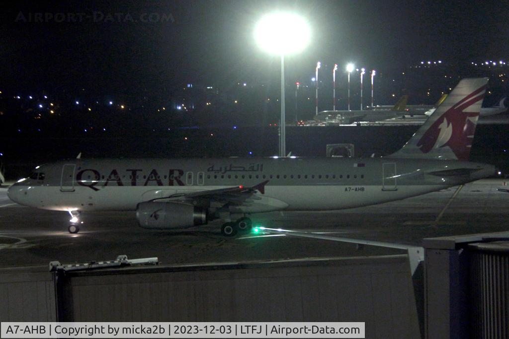 A7-AHB, 2009 Airbus A320-232 C/N 4130, Taxiing
