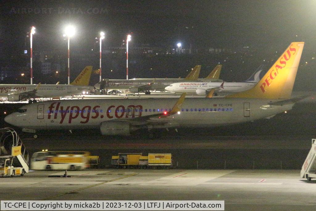 TC-CPE, 2012 Boeing 737-82R C/N 38178, Taxiing