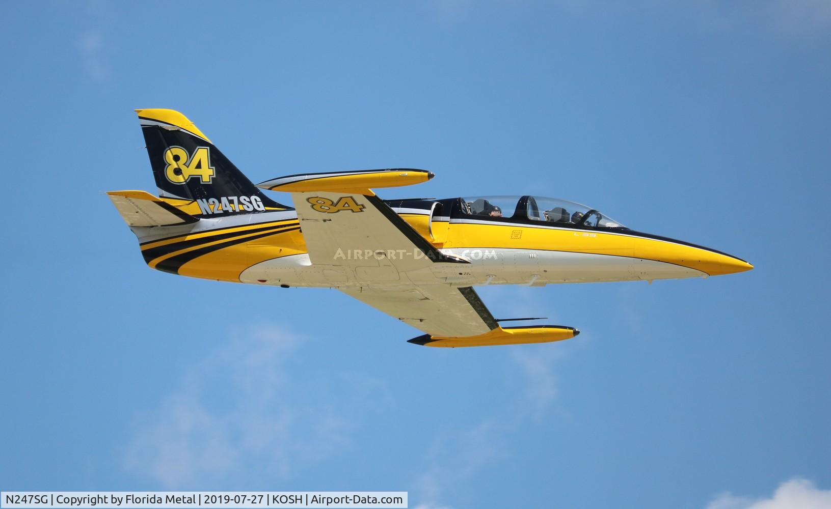 N247SG, 1984 Aero Vodochody L-39C C/N 433135, OSH 19 zx