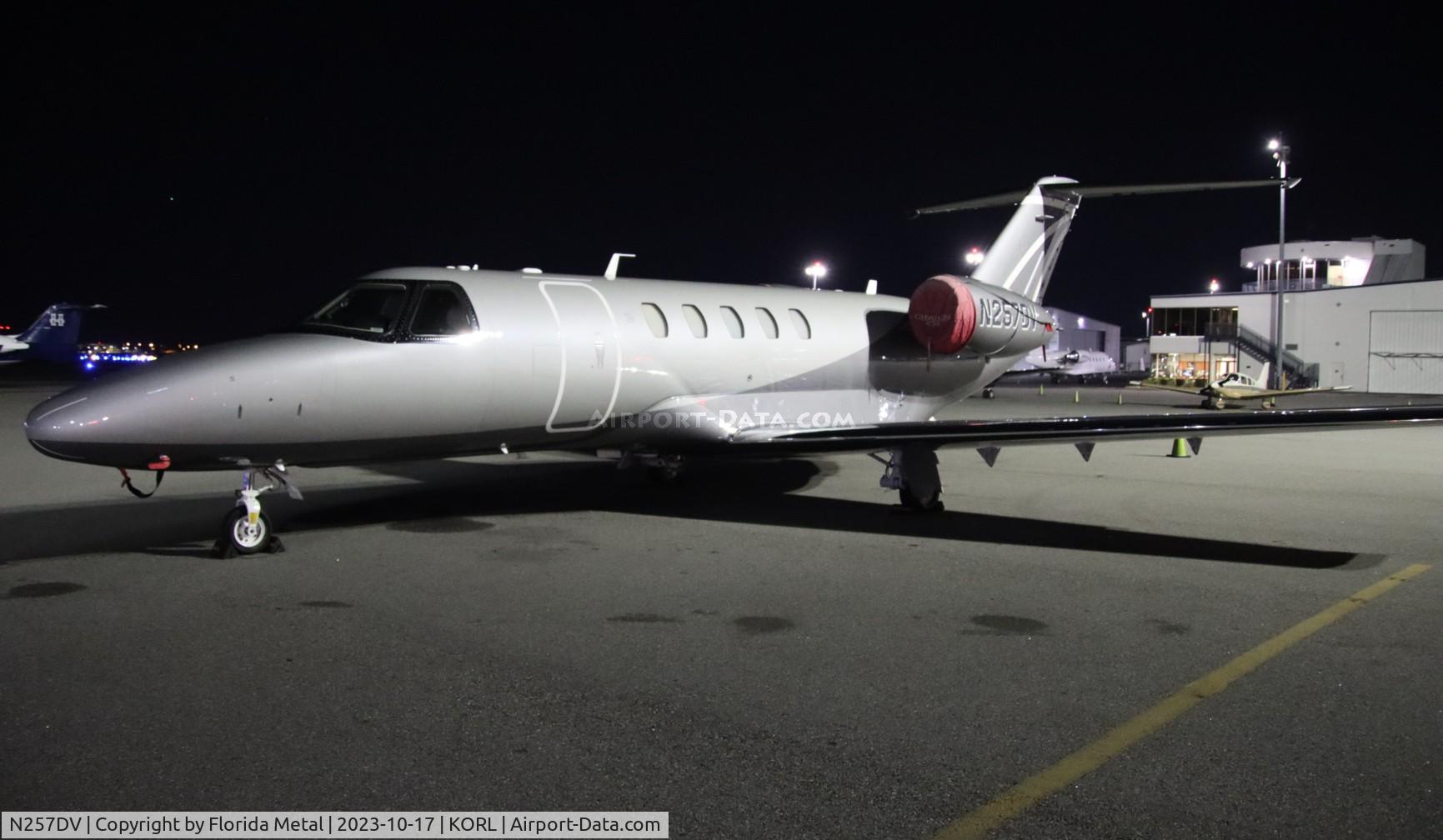 N257DV, 2011 Cessna 525C CitationJet CJ4 C/N 525C-0052, ORL zx