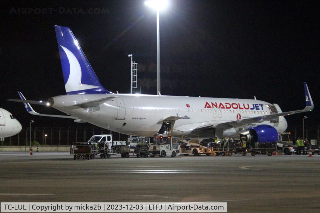 TC-LUL, 2022 Airbus A320-271N C/N 11090, Parked