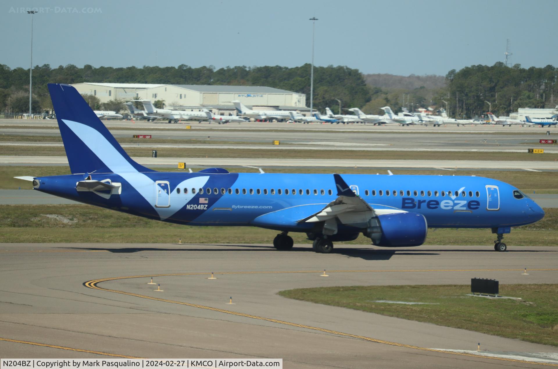 N204BZ, 2022 Airbus A220-300 C/N 55137, Airbus A220-371