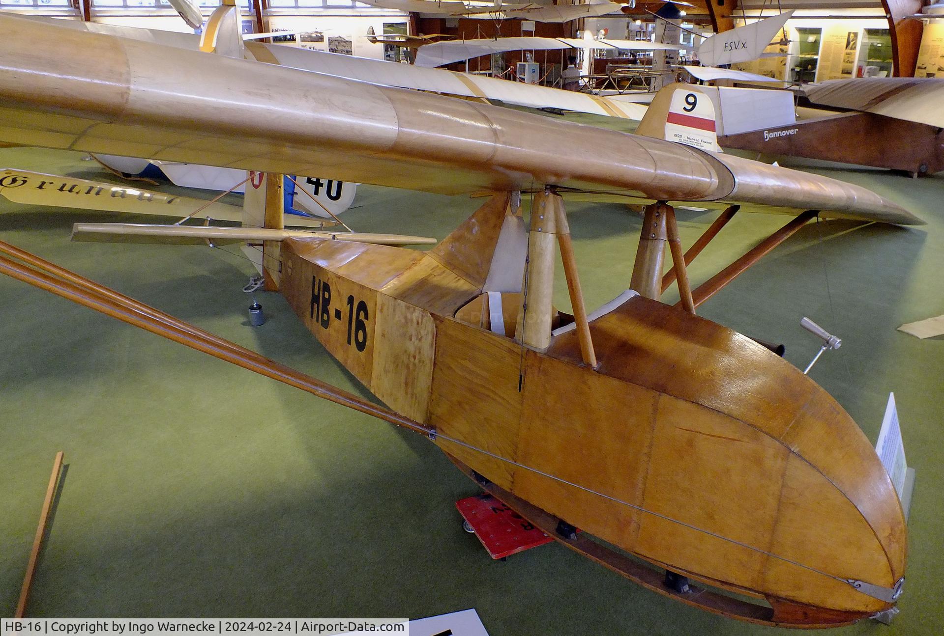 HB-16, 1933 Lippisch RRG V a Falke C/N not found_HB-16, Lippisch (Widmer, Stirnemann) RRG V a Falke at the Deutsches Segelflugmuseum mit Modellflug (German Soaring Museum with Model Flight), Gersfeld Wasserkuppe